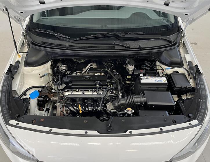 Hyundai i20 27