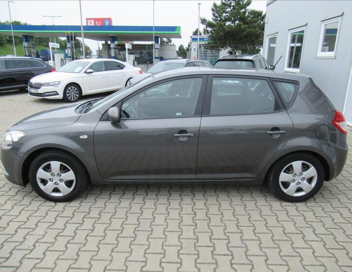 KIA Ceed 2