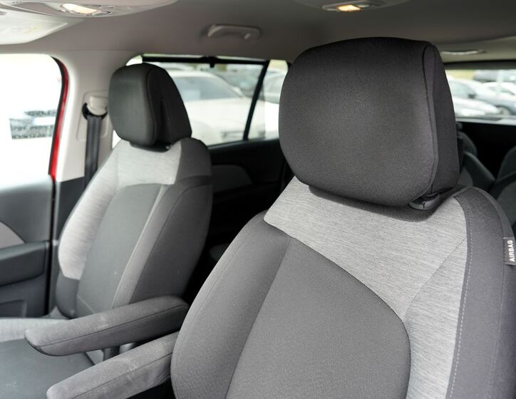 Citroën Grand C4 Picasso 21