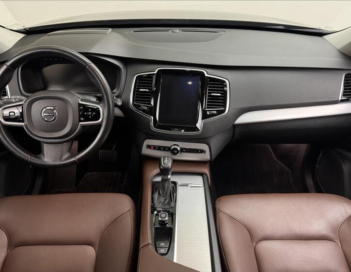 Volvo XC90 7