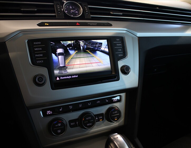 Volkswagen Passat 14