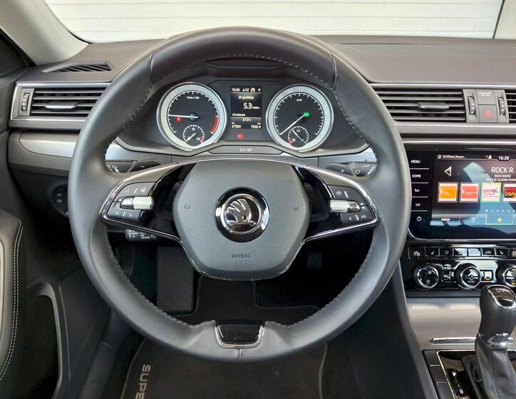 Škoda Superb 17