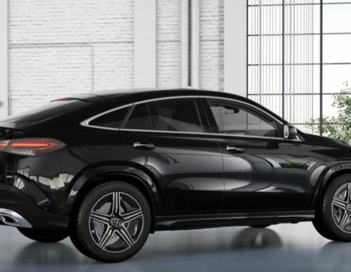 Mercedes-Benz GLE 8
