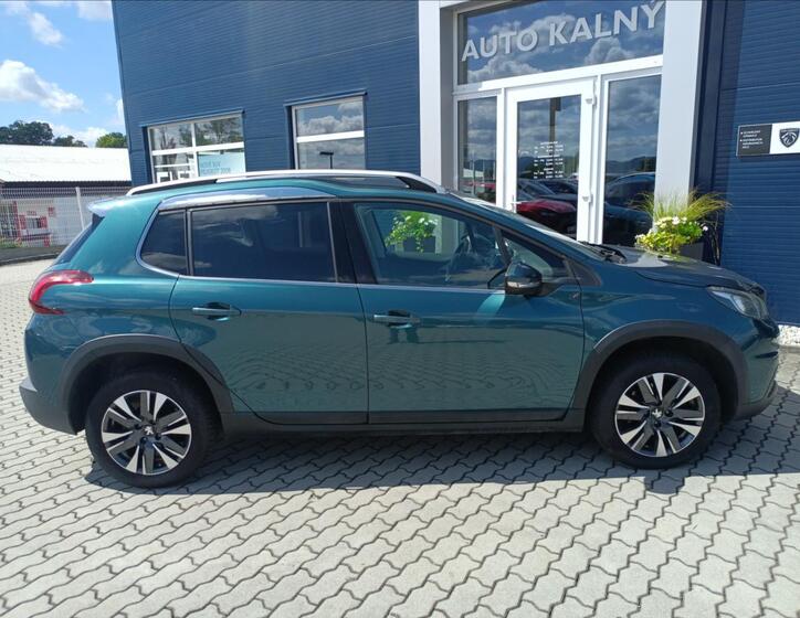 Peugeot 2008 9