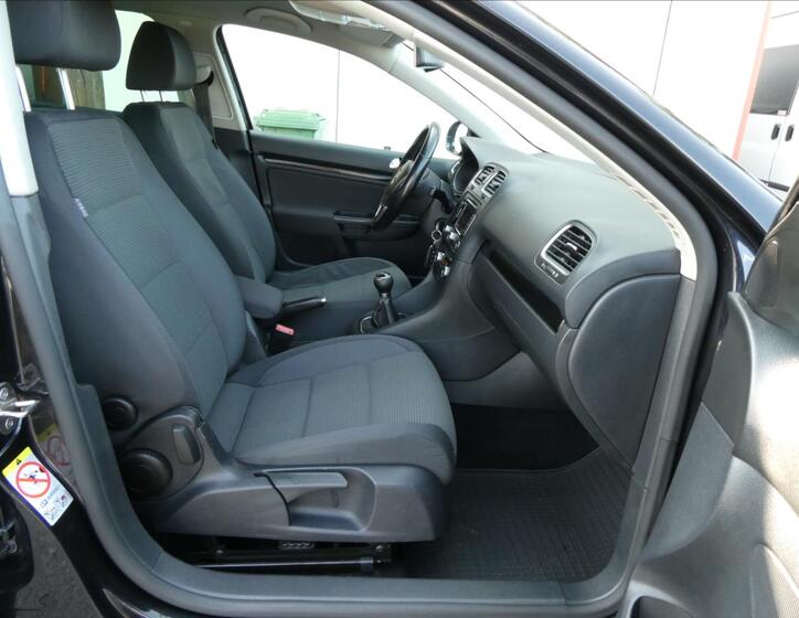 Volkswagen Golf 18