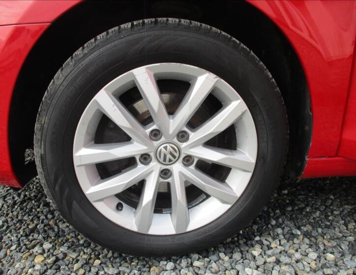 Volkswagen Golf 27