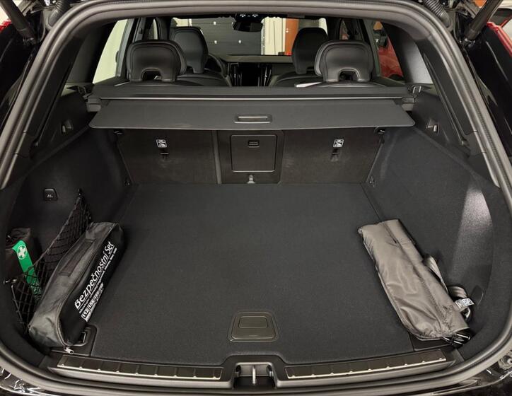 Volvo XC60 13