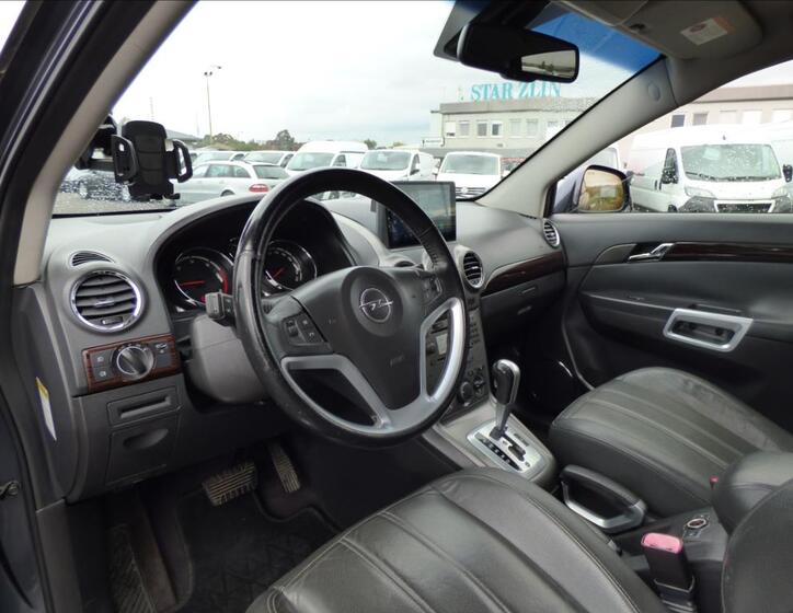 Opel Antara 11