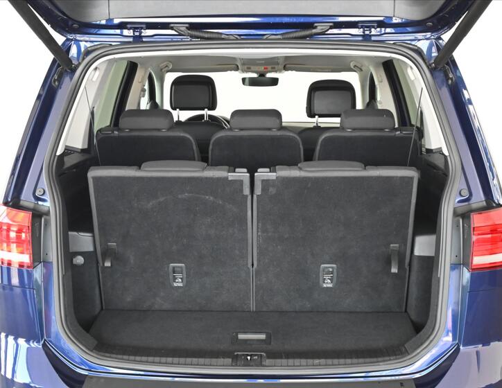 Volkswagen Touran 6