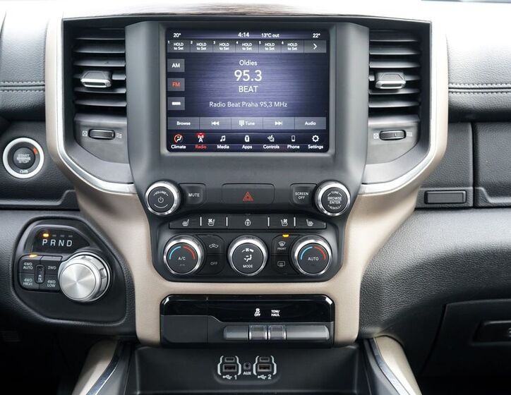 Dodge RAM 1500 35