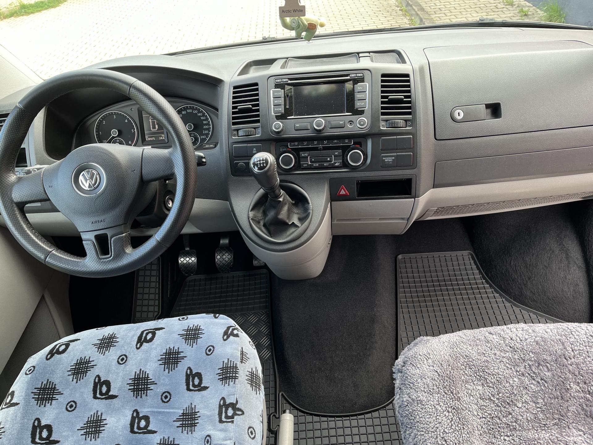 Volkswagen Caravelle