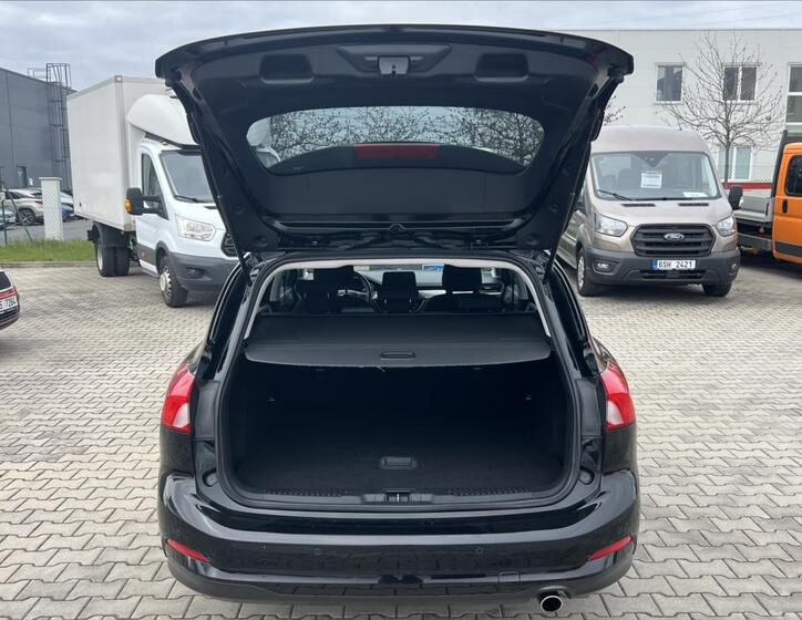 Ford Focus 13