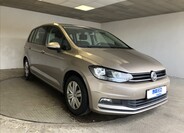 Volkswagen Touran 1