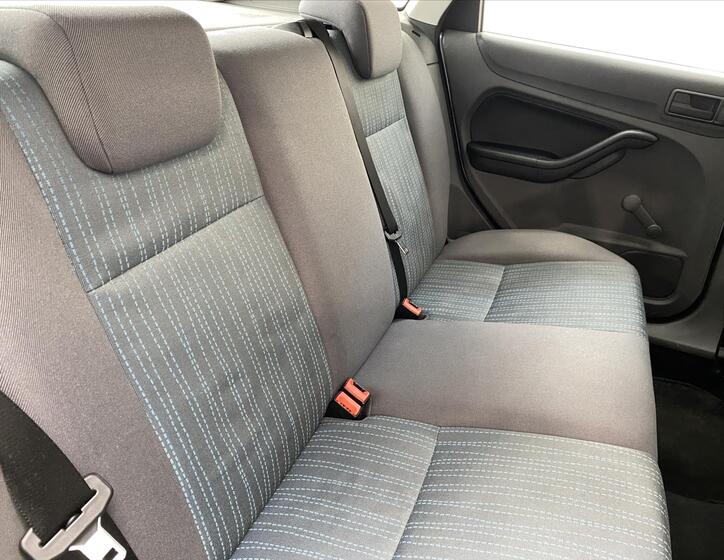 Ford Focus 7