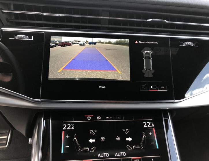 Audi SQ8 30