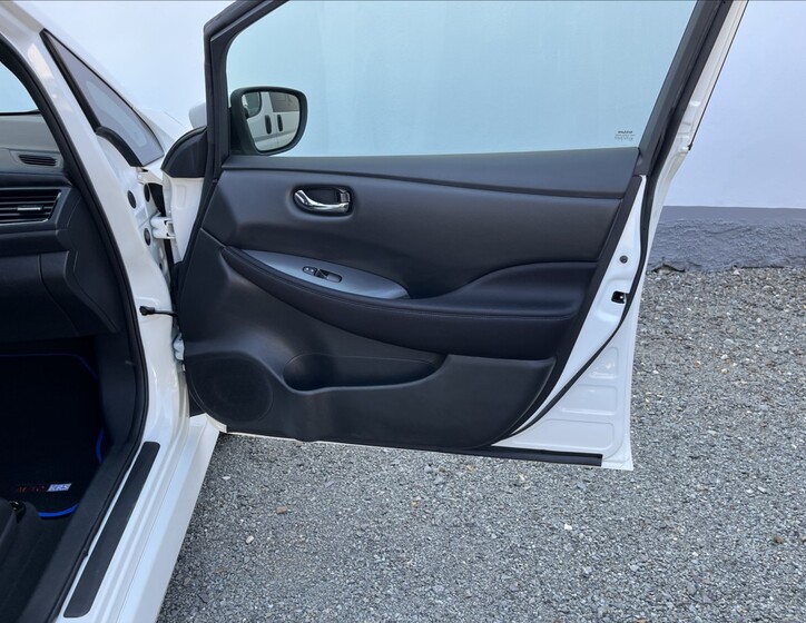 Nissan Leaf 47