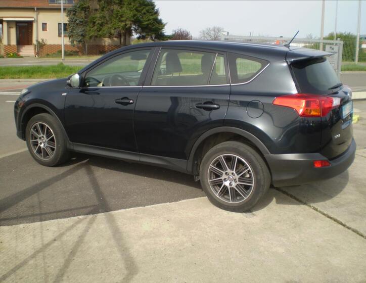 Toyota RAV4 4