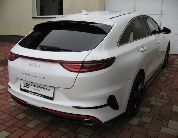 KIA ProCeed 7