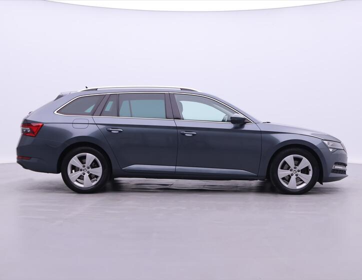 Škoda Superb 8