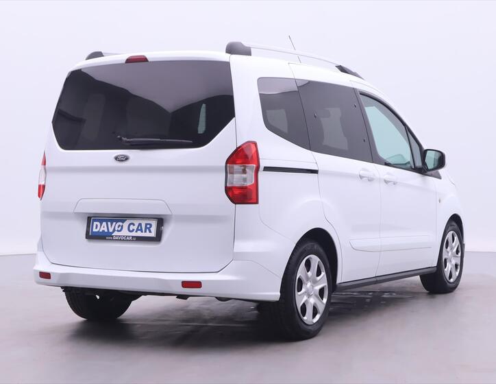 Ford Tourneo Courier 7