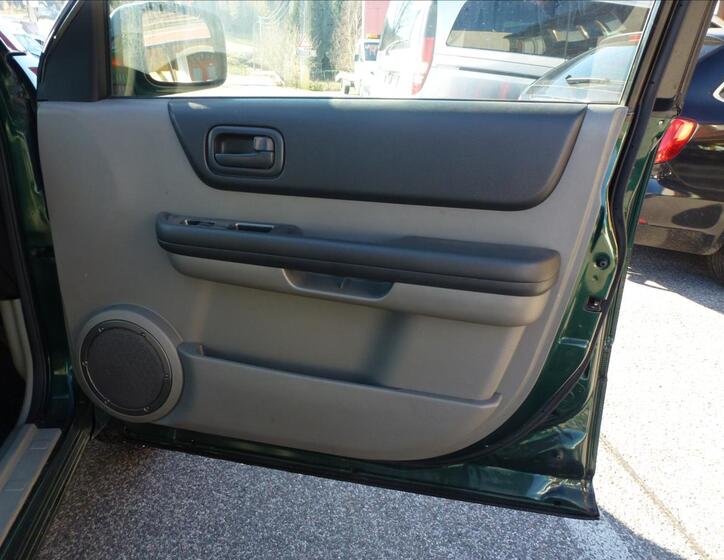 Nissan X-Trail 23