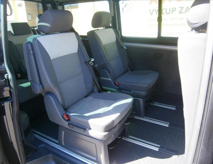 Volkswagen Multivan 9