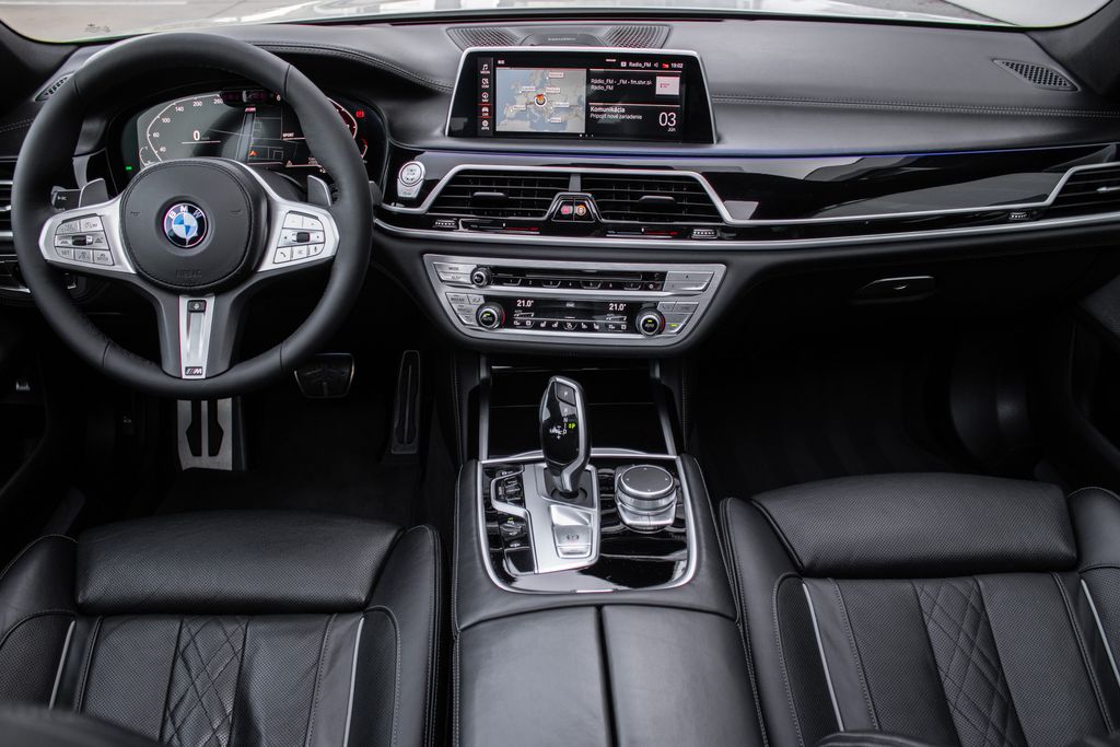 BMW Řada 7