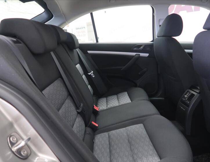 Škoda Octavia 13