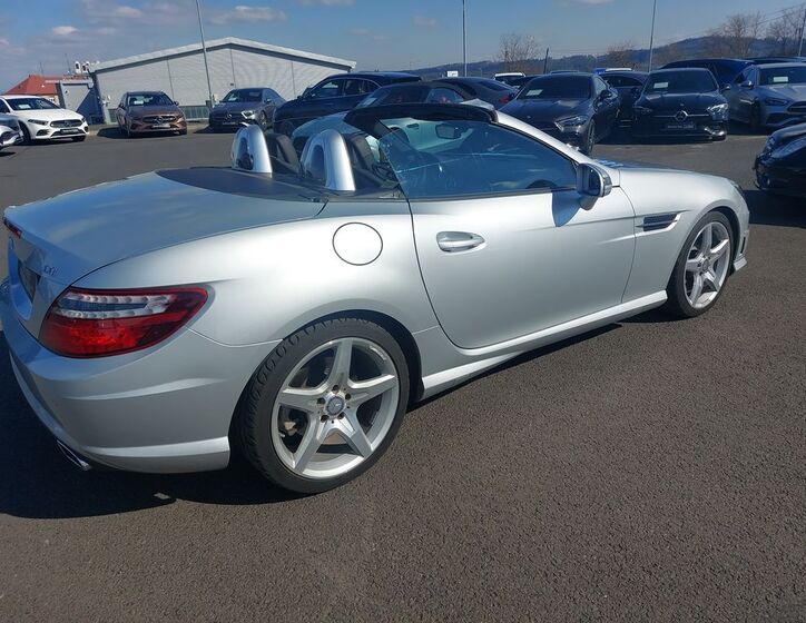 Mercedes-Benz SLK 11