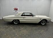 Ford Thunderbird 17