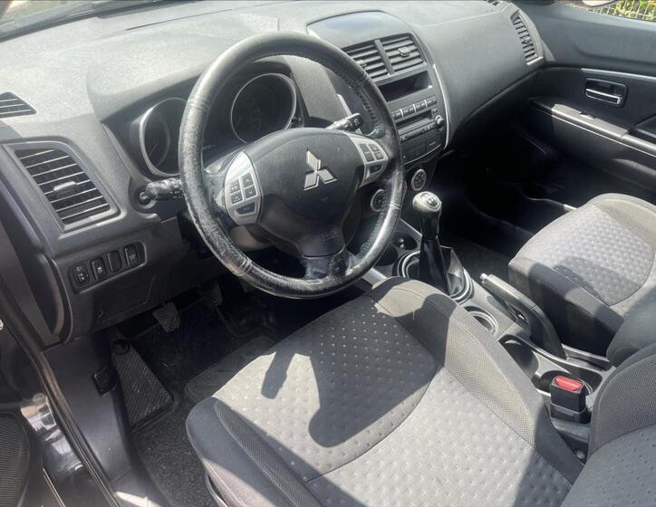 Mitsubishi ASX 9
