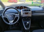 Toyota Verso 13