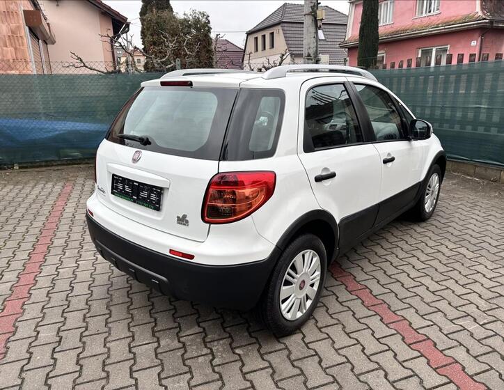 Fiat Sedici 3