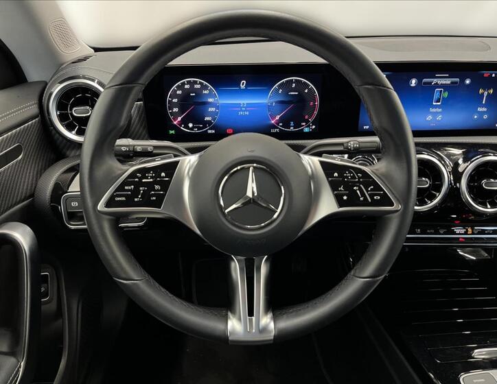 Mercedes-Benz CLA 10