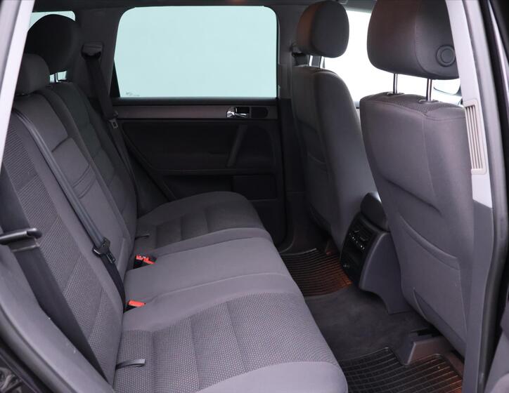Volkswagen Touareg 15