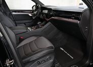 Volkswagen Touareg 15