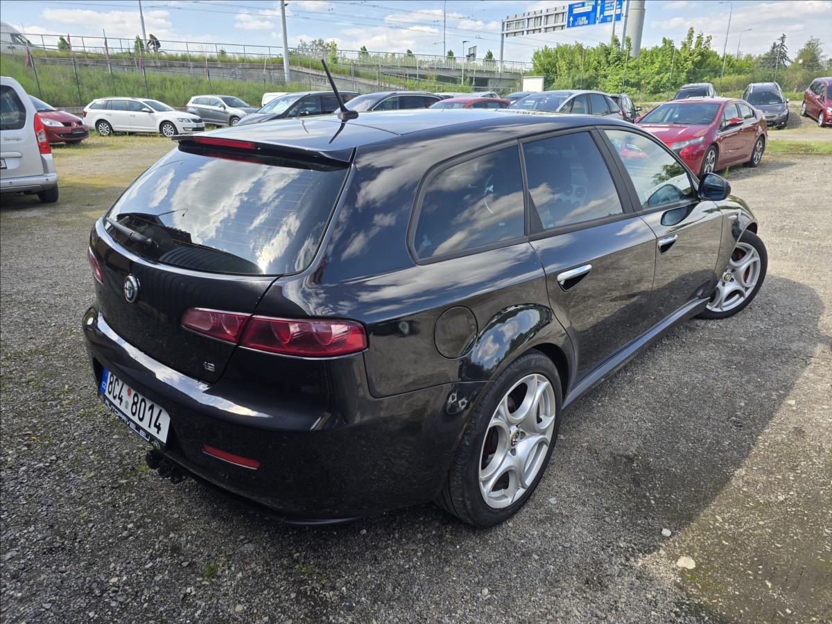 Alfa Romeo 159