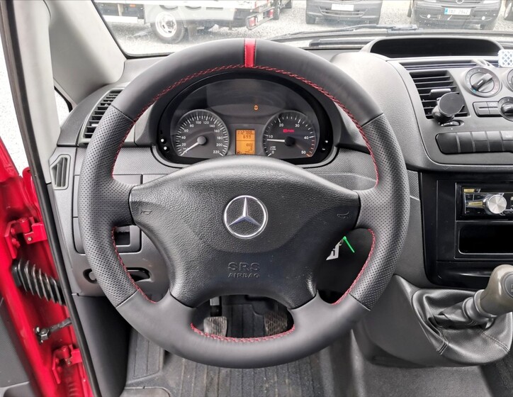 Mercedes-Benz Vito 15