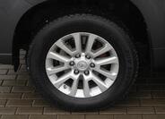 Toyota Land Cruiser 9