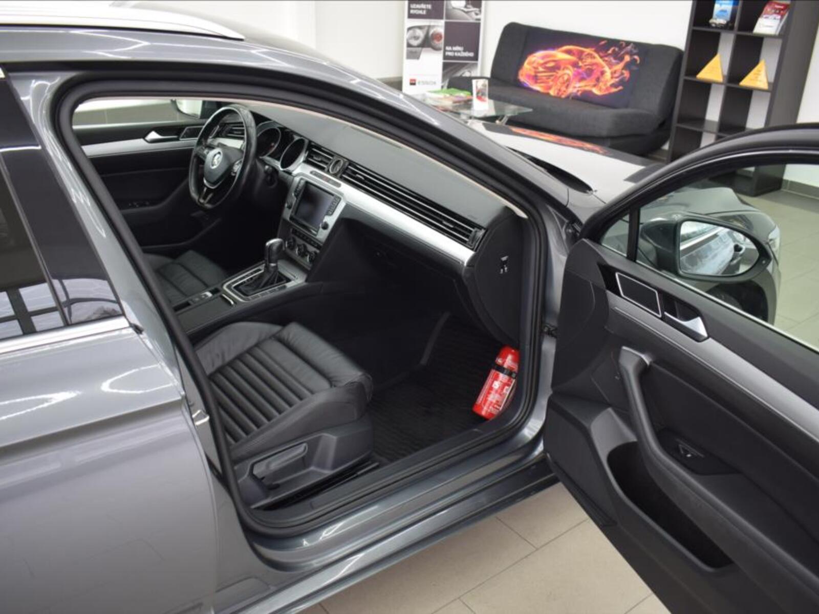 Volkswagen Passat 13