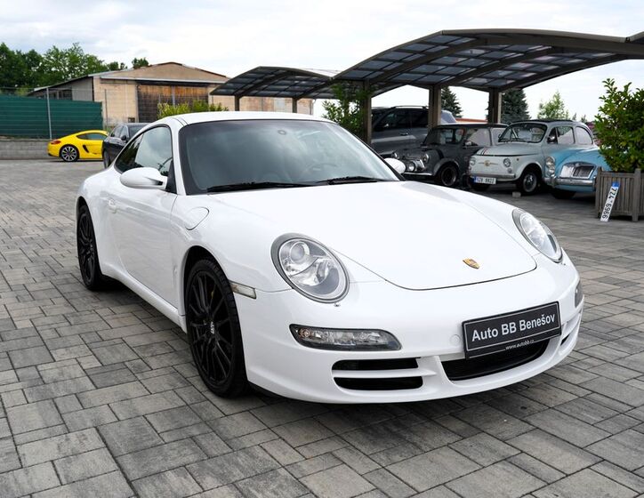 Porsche 911 8