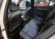 Alfa Romeo Stelvio 8