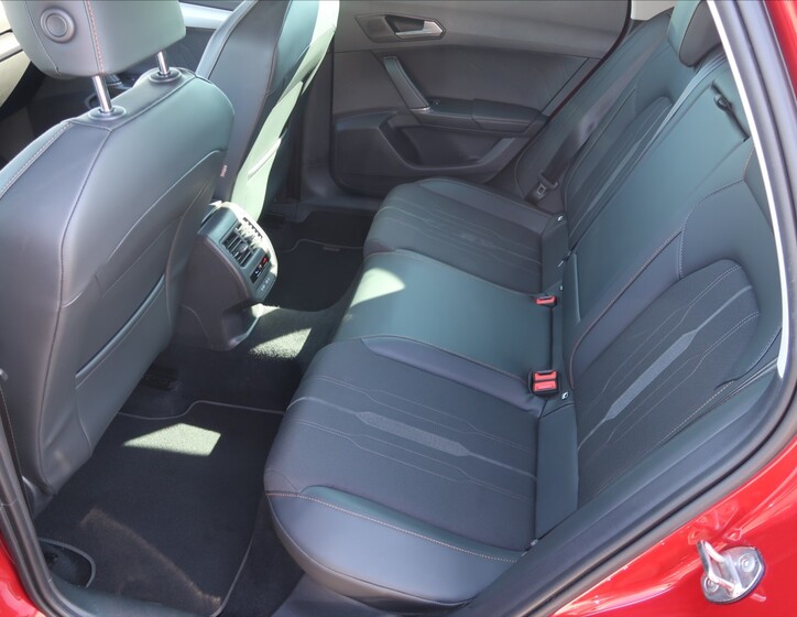 Cupra Formentor 16