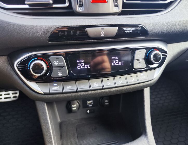 Hyundai i30 22