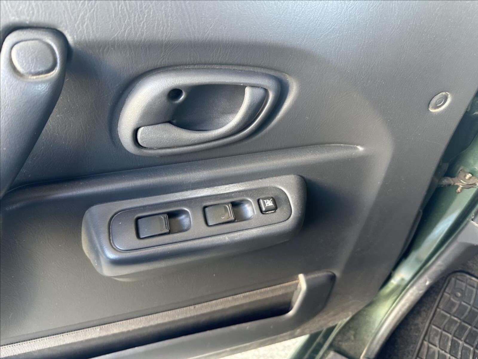 Suzuki Jimny 17