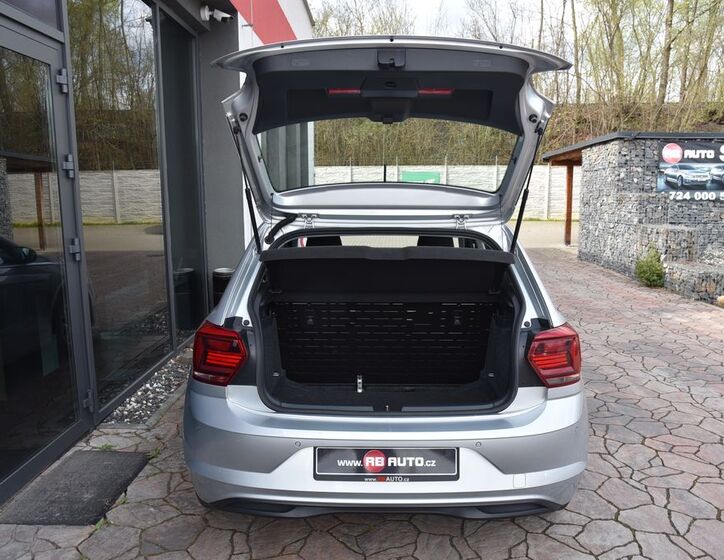 Volkswagen Polo 22