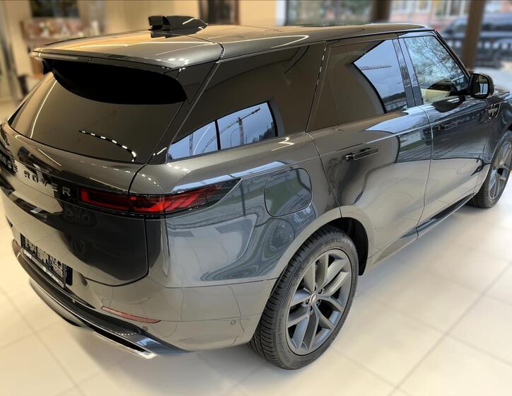 Land Rover Range Rover Sport 7