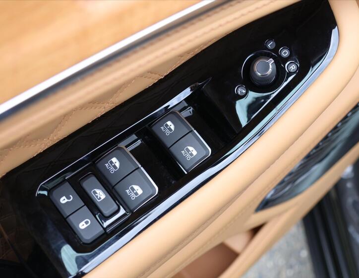Jeep Grand Cherokee 19