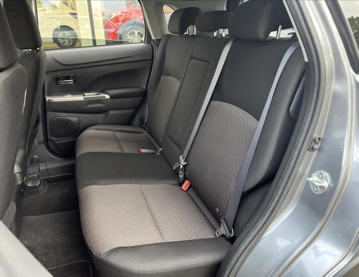 Mitsubishi ASX 10
