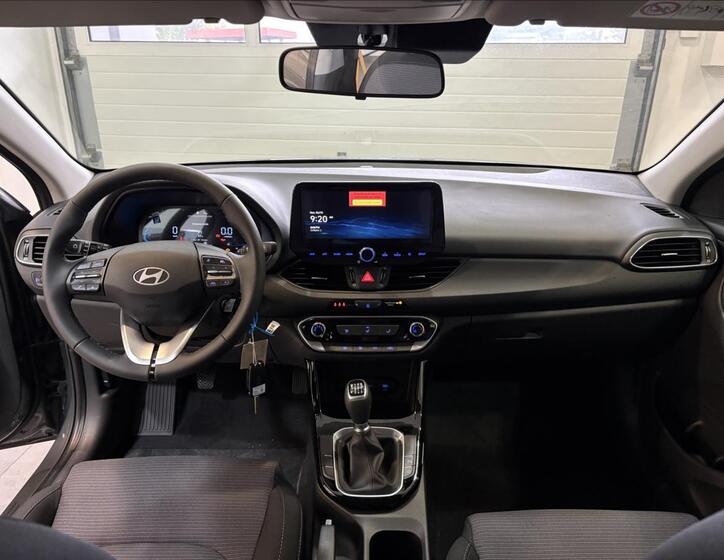 Hyundai i30 11
